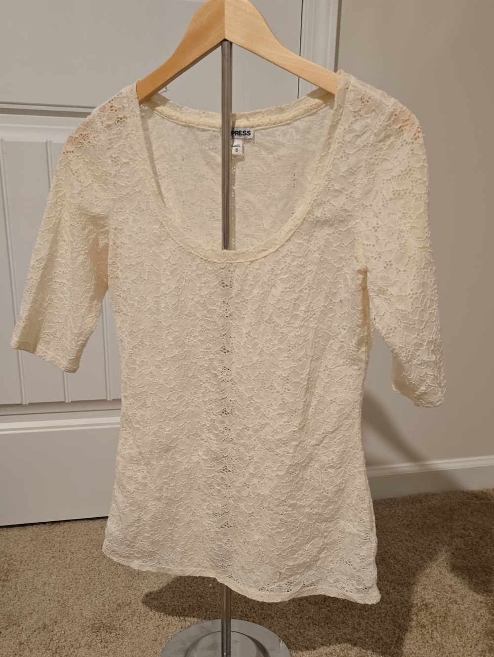 Express Cream Lace Short Sleeve Scoop Neck Top